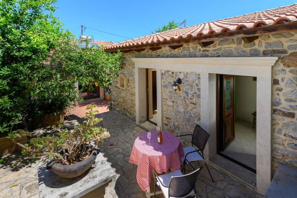 Marigoula House Villa Pombia Exterior foto